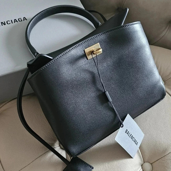 Authentic Balenciaga Rodeo Black Aged Gold Hardware Bag Trend New - Picture 5 of 9